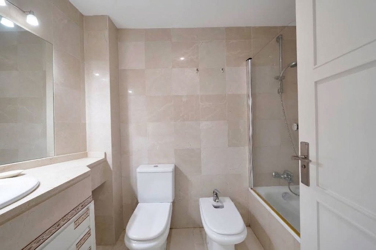 2 Bed Ground Floor Apartment in Marbella