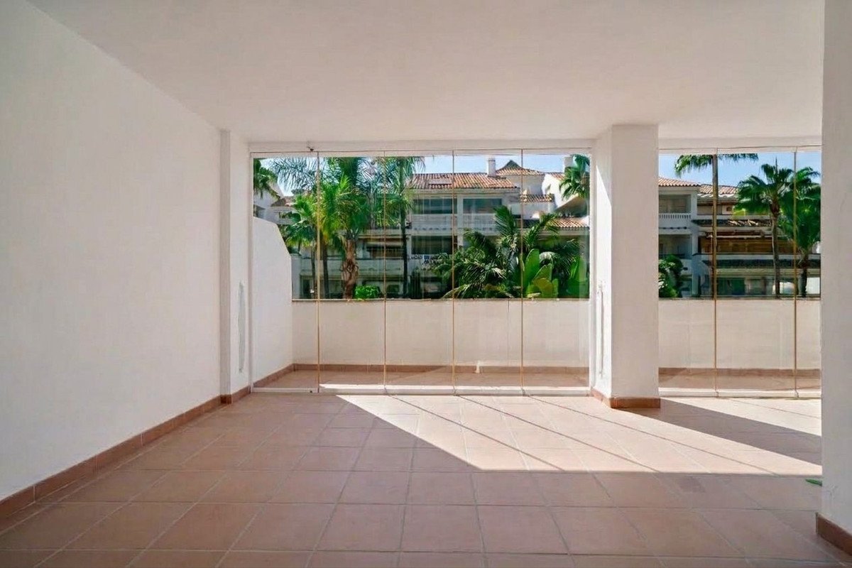 2 Bed Ground Floor Apartment in Marbella