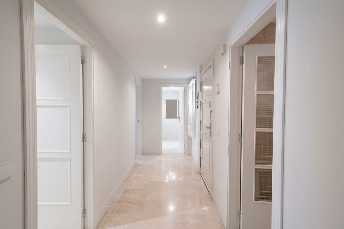 2 Bed Ground Floor Apartment in Marbella