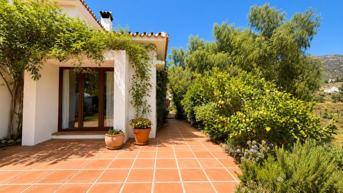 4 Bed Finca - Cortijo in Mijas