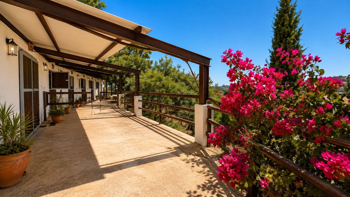 4 Bed Finca - Cortijo in Mijas