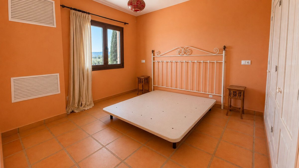 4 Bed Finca - Cortijo in Mijas