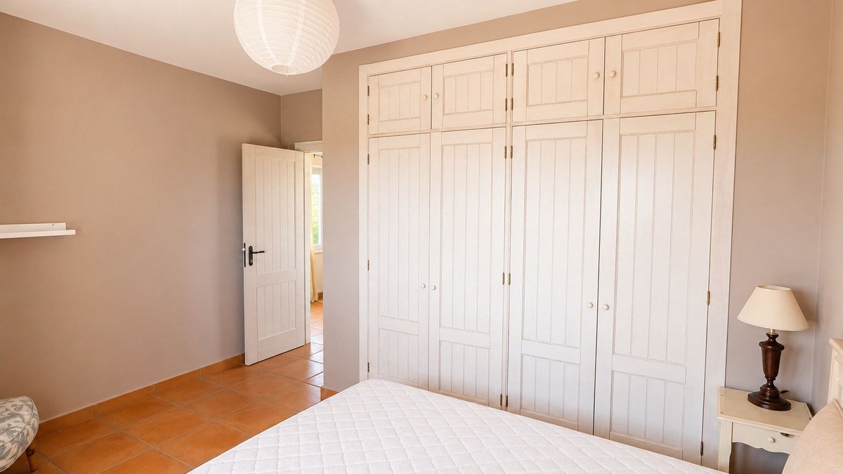 4 Bed Finca - Cortijo in Mijas
