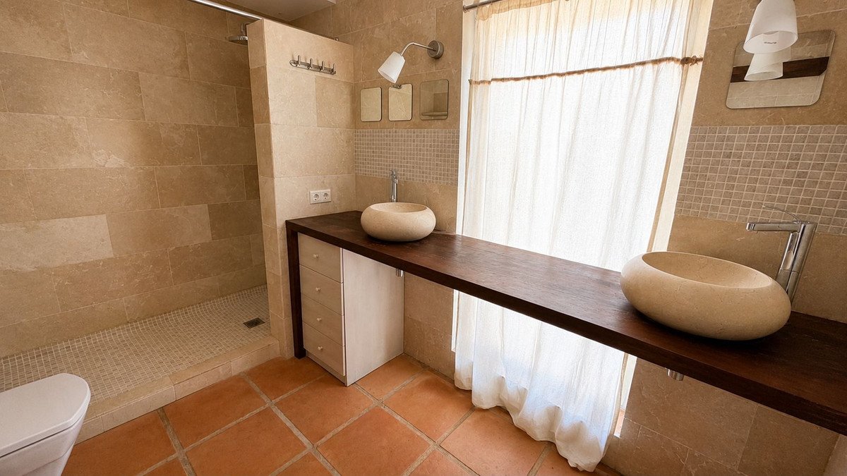 4 Bed Finca - Cortijo in Mijas