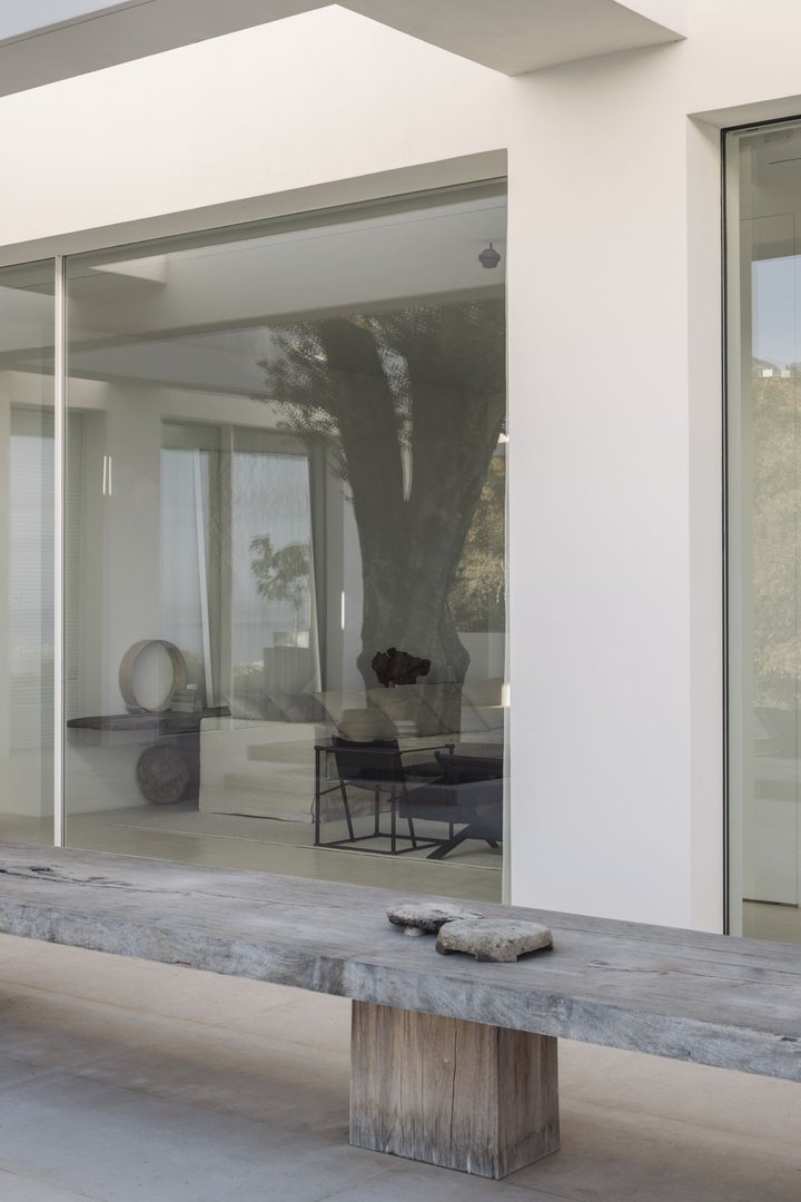 6 Bed Detached Villa in Altos de los Monteros
