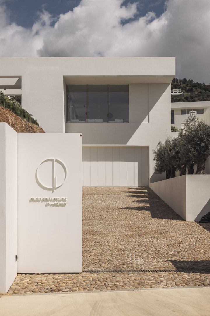 6 Bed Detached Villa in Altos de los Monteros