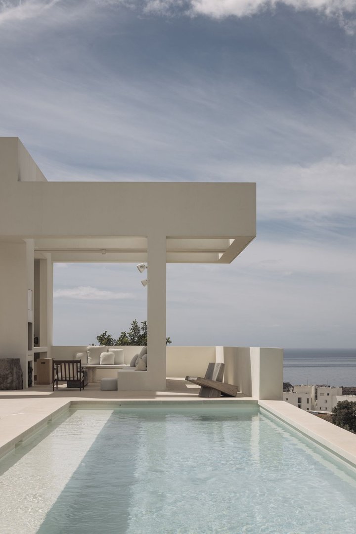 6 Bed Detached Villa in Altos de los Monteros