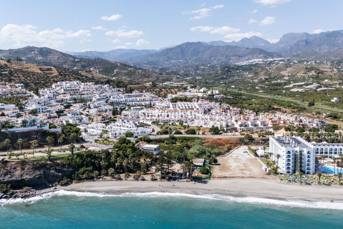 2 Bed Duplex in Nerja