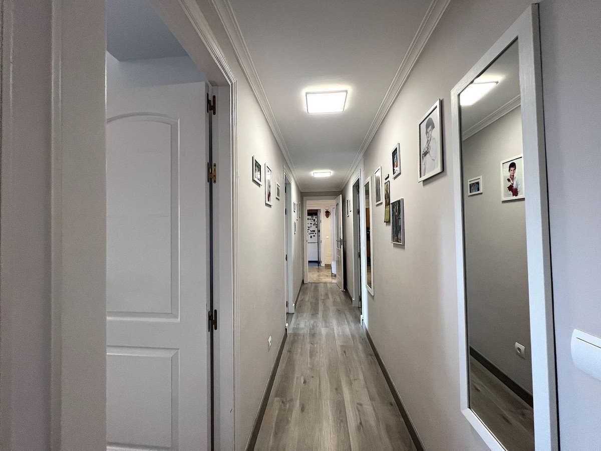 3 Bed Middle Floor Apartment in San Pedro de Alcántara