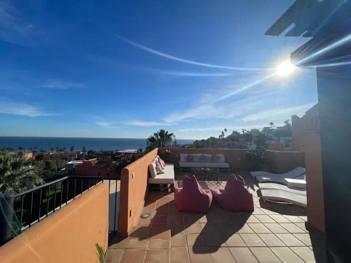 3 Bed Penthouse in Estepona