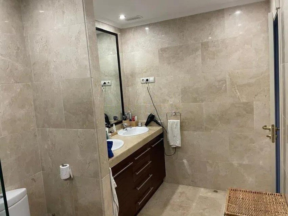3 Bed Penthouse in Estepona