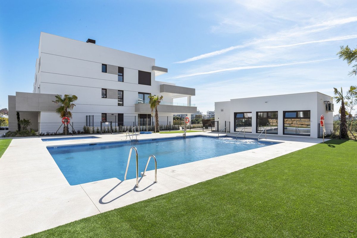 3 Bed Penthouse in Estepona