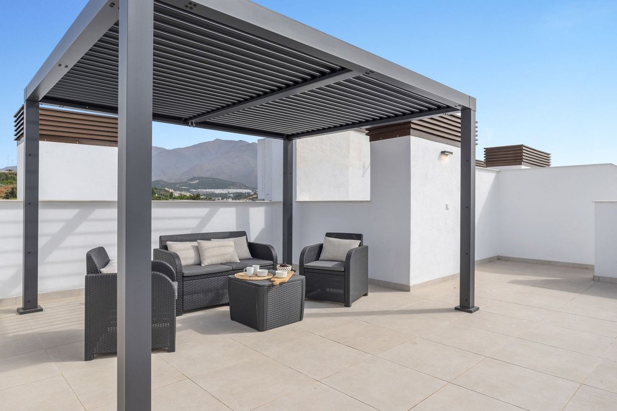 3 Bed Penthouse in Estepona