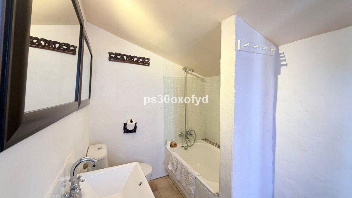 4 Bed Townhouse in Casares Pueblo