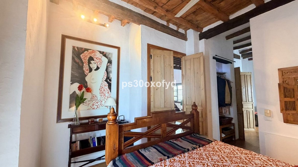 4 Bed Townhouse in Casares Pueblo