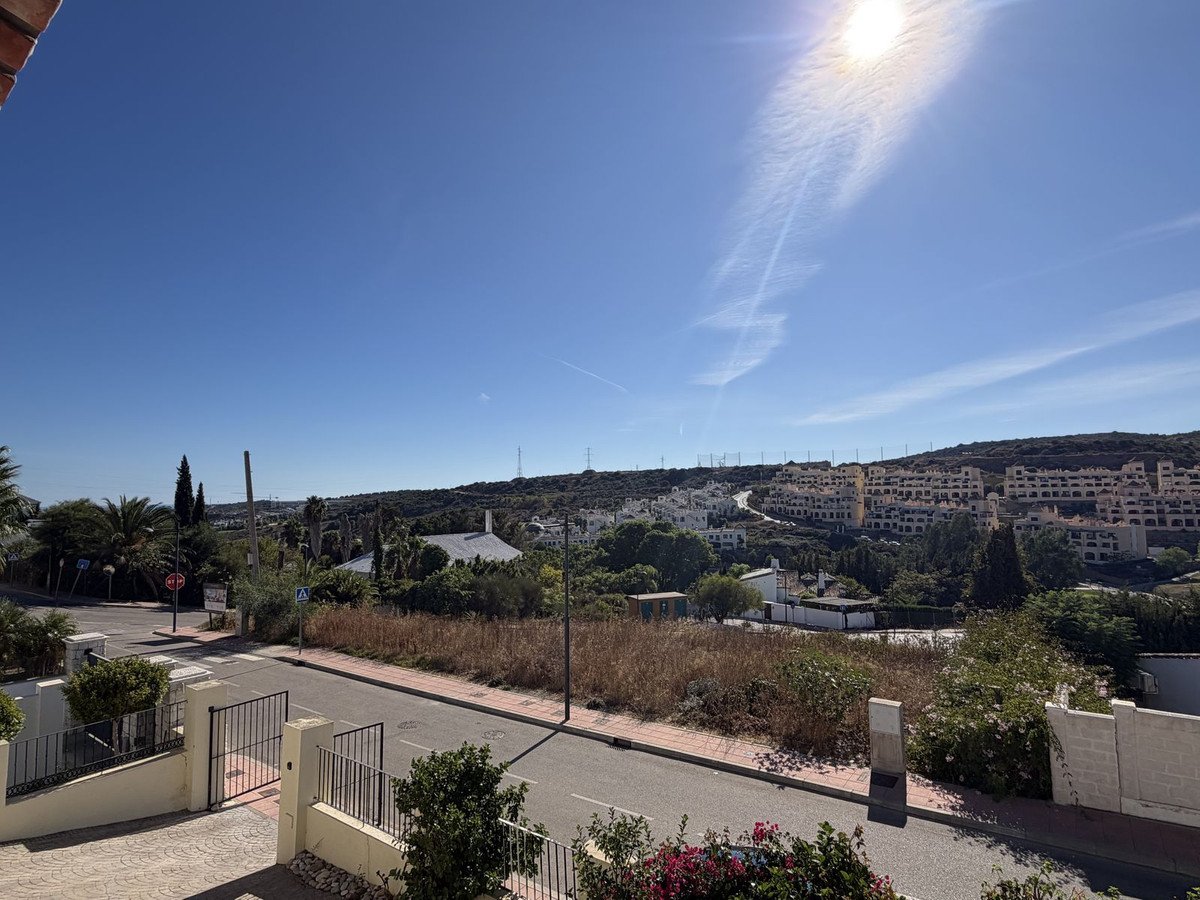 4 Bed Detached Villa in Valle Romano