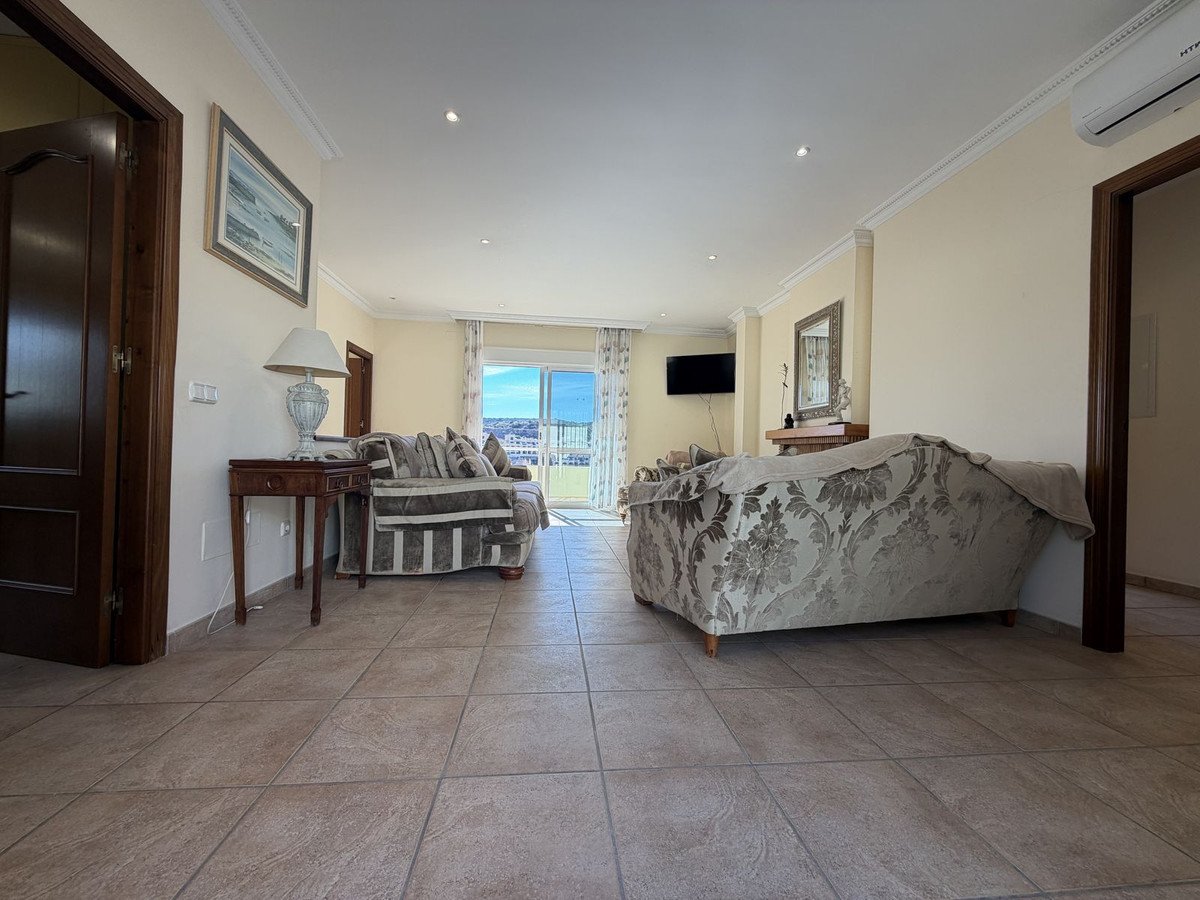 4 Bed Detached Villa in Valle Romano