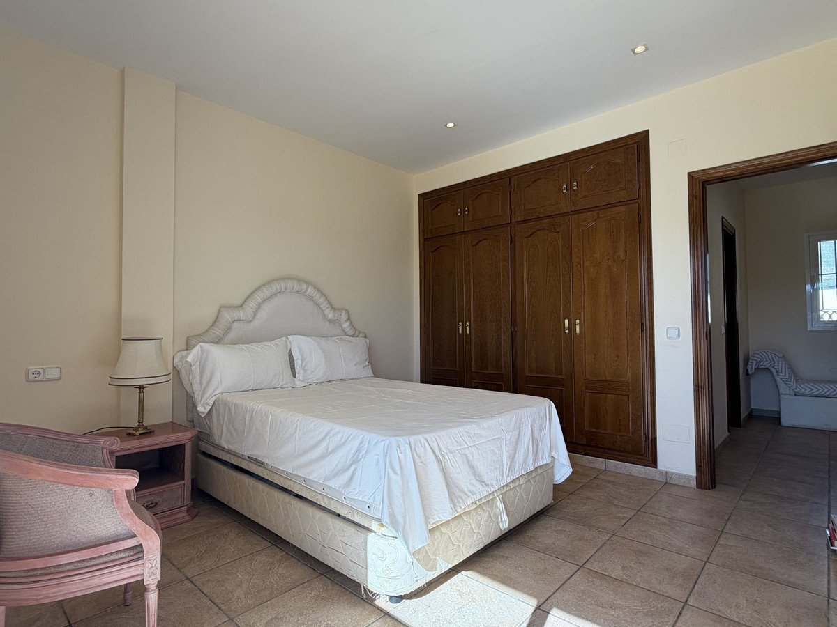4 Bed Detached Villa in Valle Romano