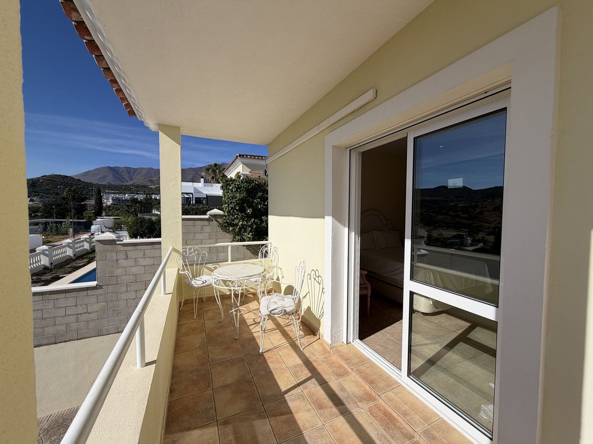 4 Bed Detached Villa in Valle Romano