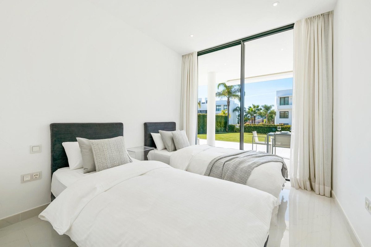 3 Bed Ground Floor Apartment in Estepona