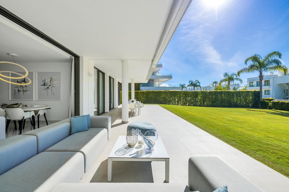 3 Bed Ground Floor Apartment in Estepona