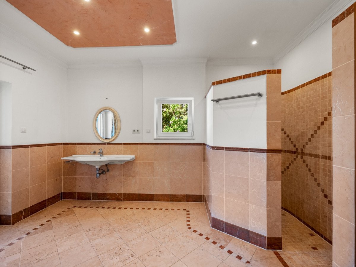 5 Bed Detached Villa in El Rosario