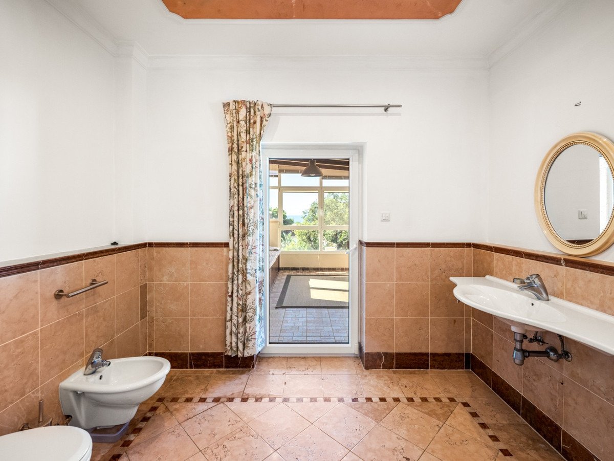5 Bed Detached Villa in El Rosario