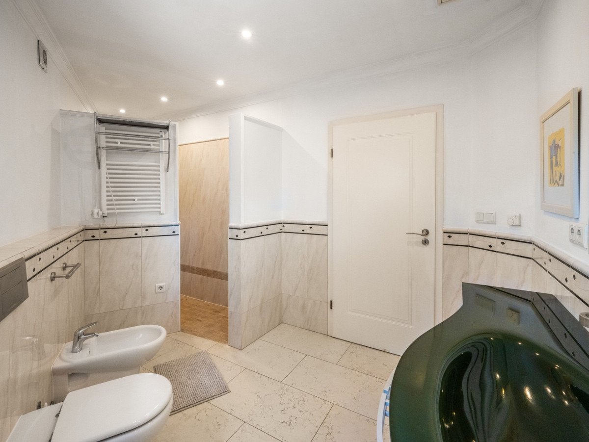 5 Bed Detached Villa in El Rosario