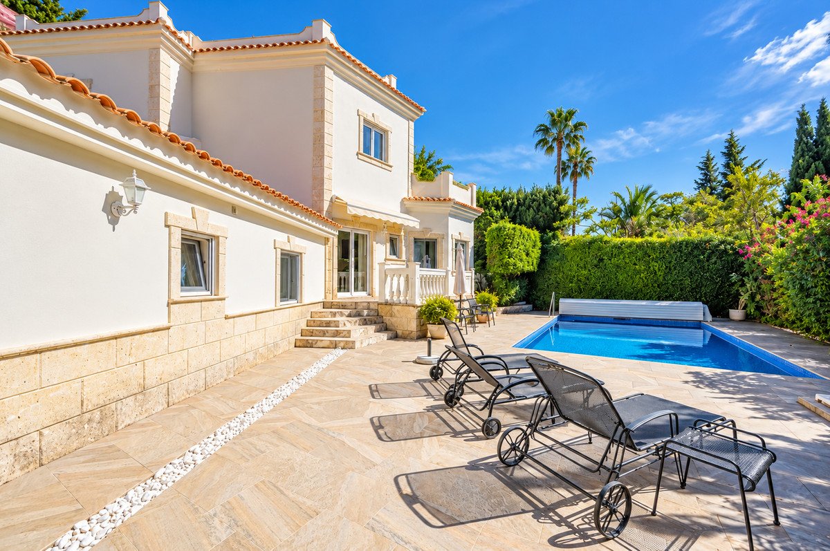 5 Bed Detached Villa in El Rosario