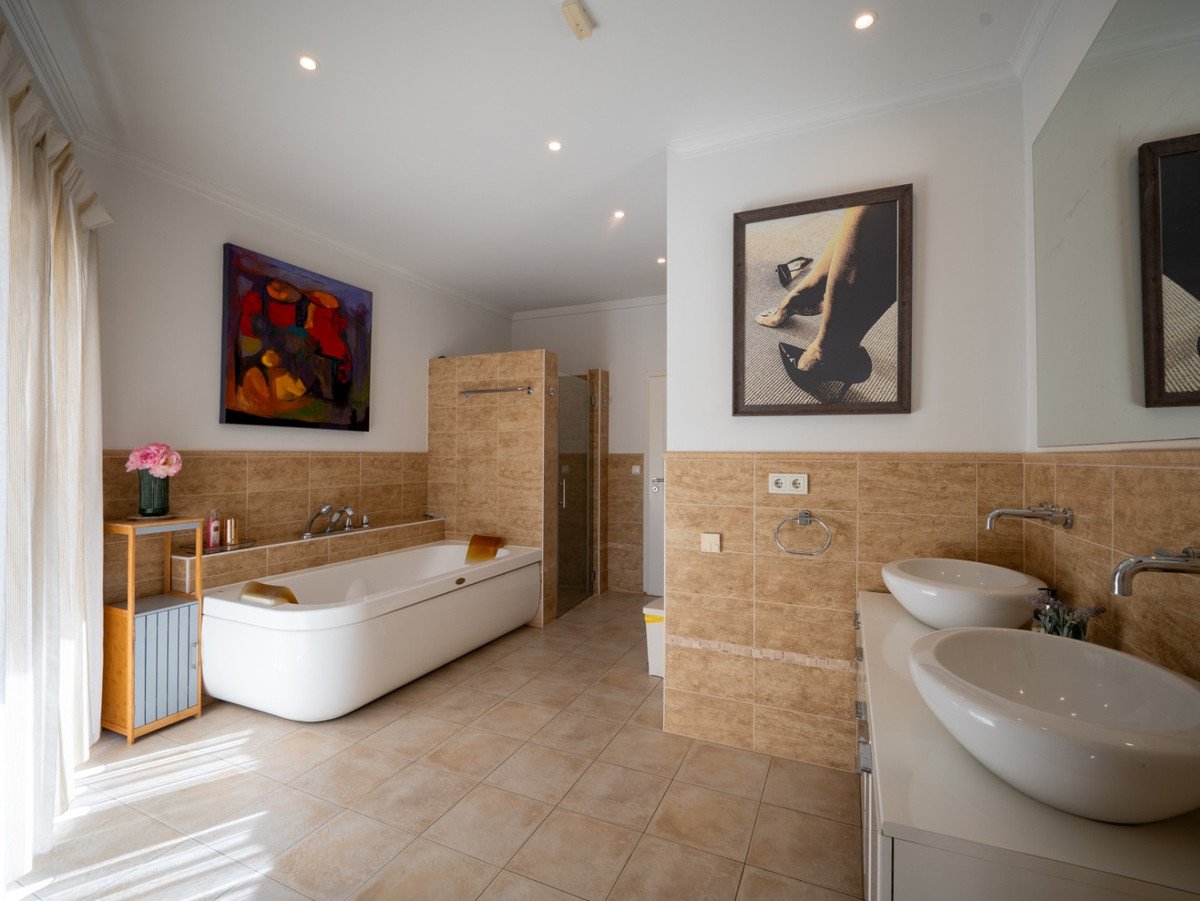 5 Bed Detached Villa in El Rosario