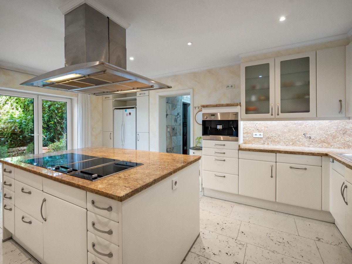 5 Bed Detached Villa in El Rosario