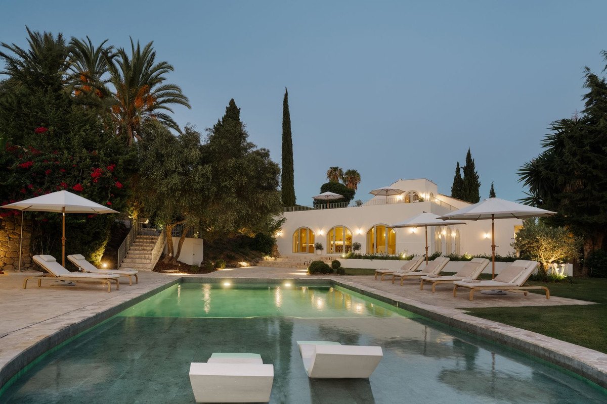4 Bed Detached Villa in Nueva Andalucía
