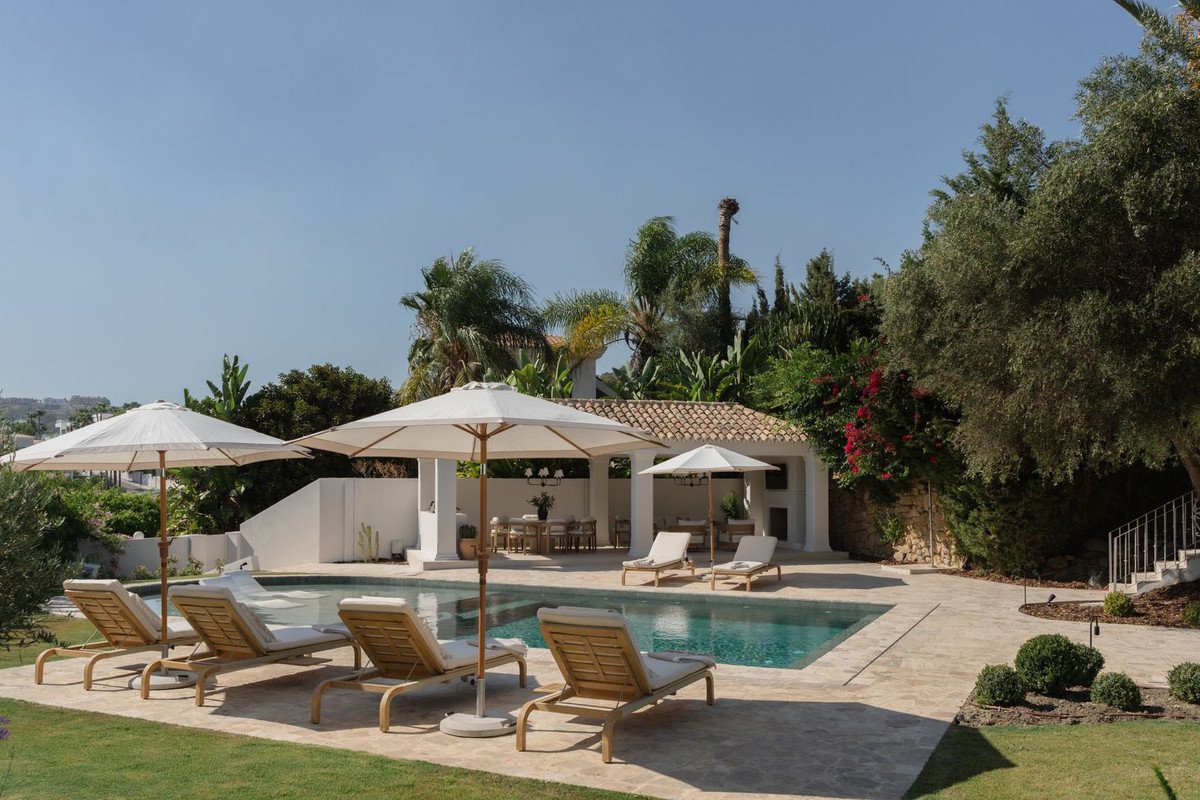 4 Bed Detached Villa in Nueva Andalucía