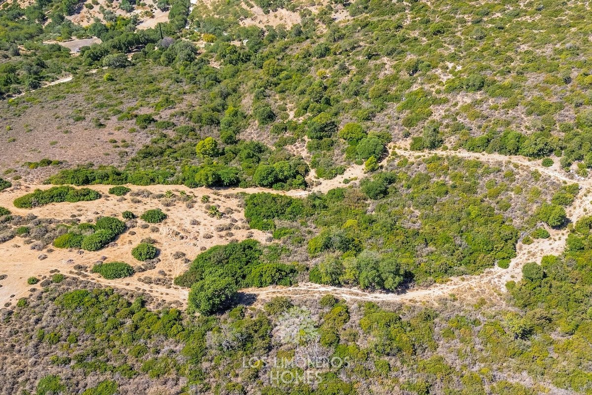 Land in Casares
