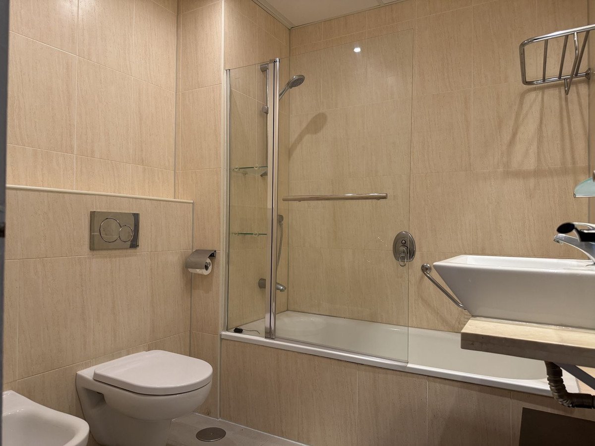 2 Bed Top Floor Apartment in Riviera del Sol