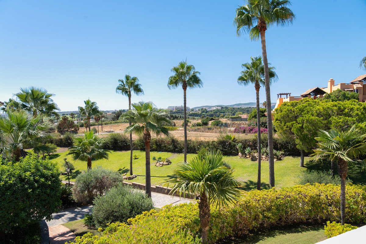 2 Bed Middle Floor Apartment in Casares