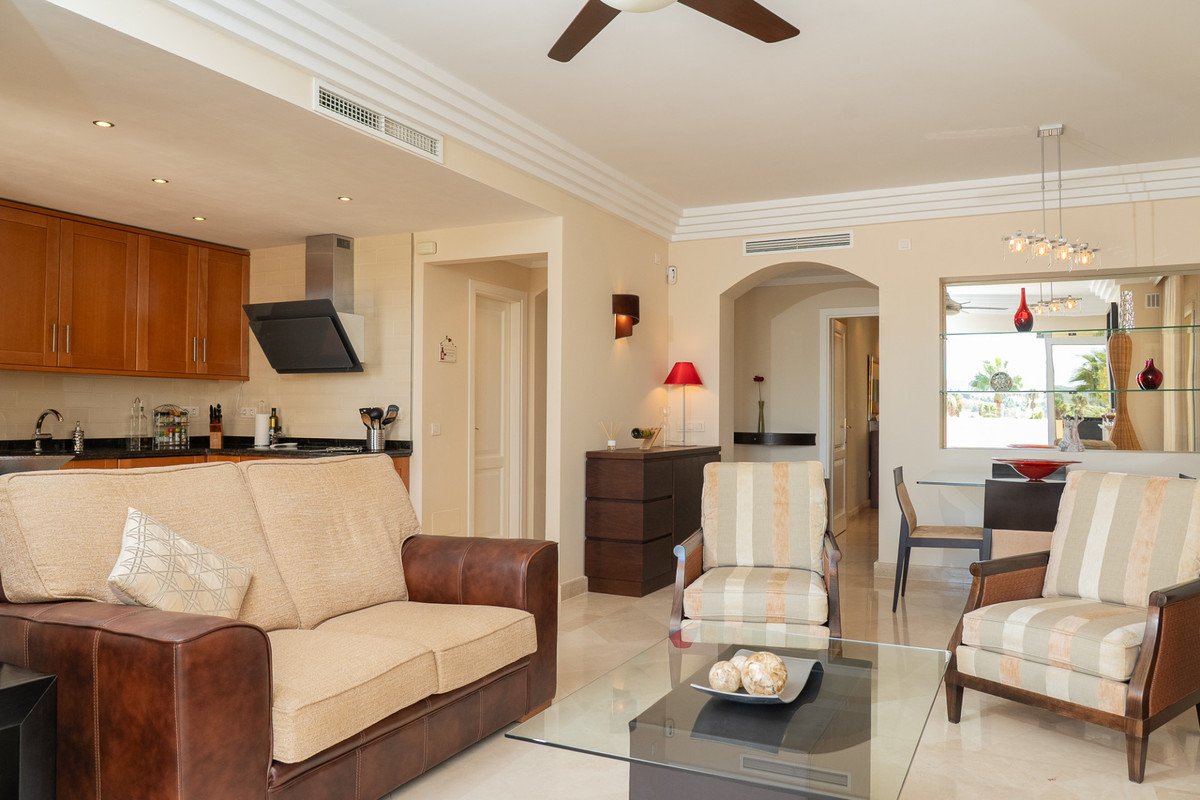 2 Bed Middle Floor Apartment in Casares