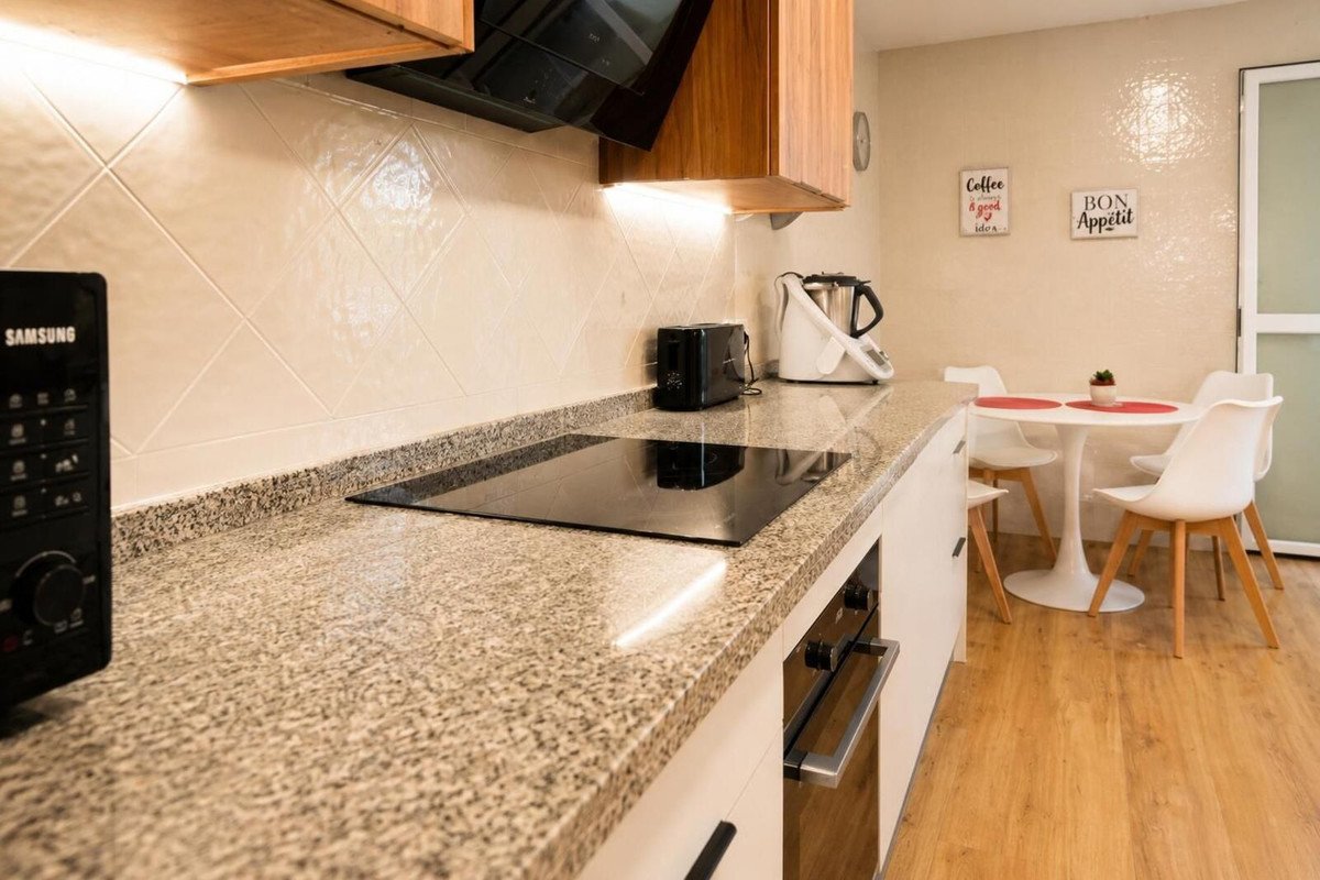 2 Bed Middle Floor Apartment in Elviria