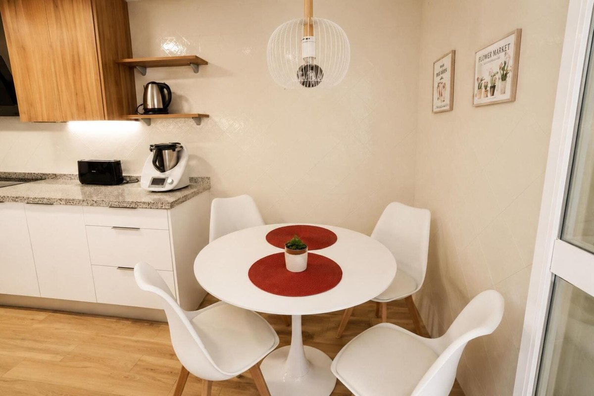 2 Bed Middle Floor Apartment in Elviria