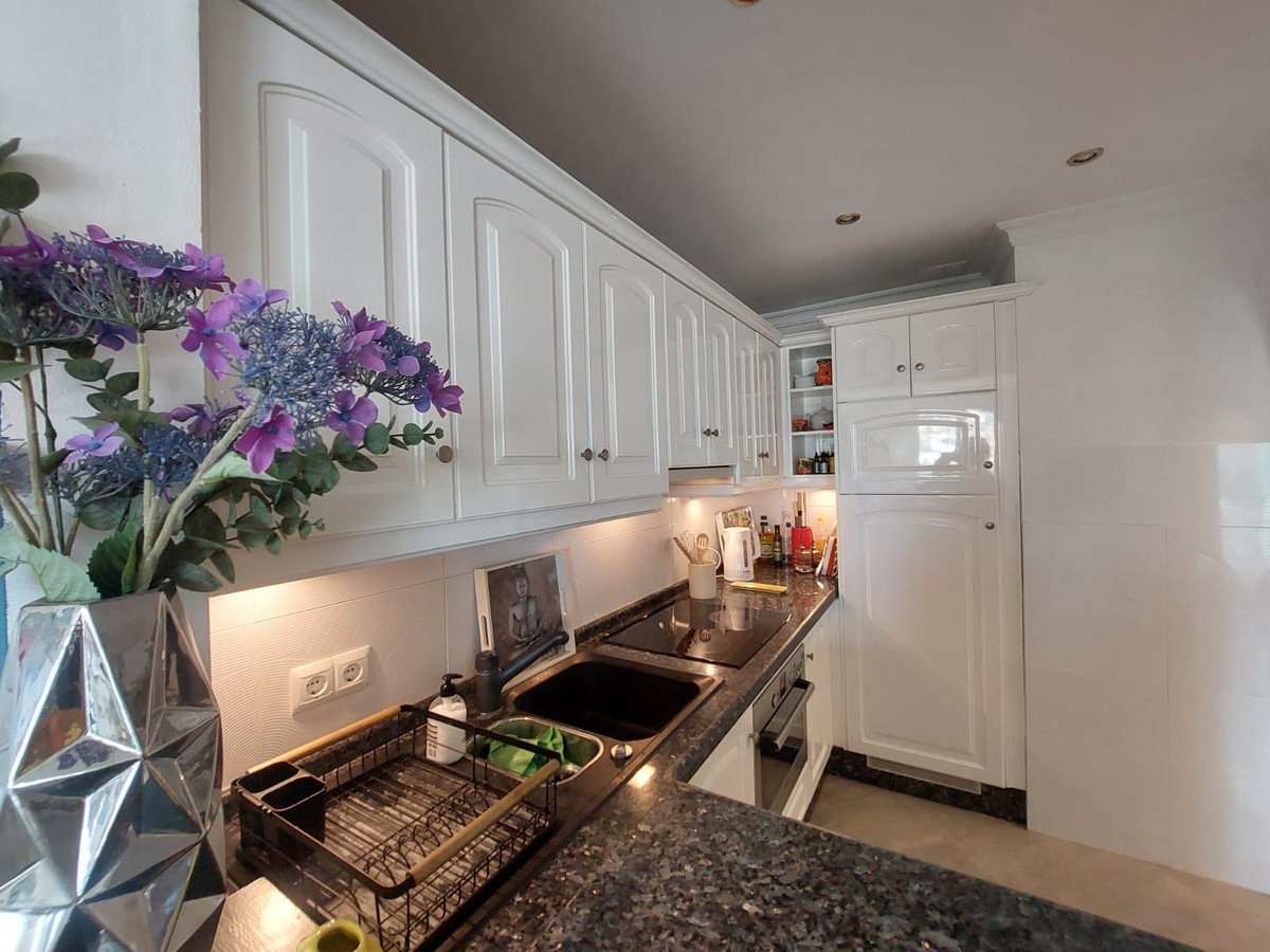 3 Bed Townhouse in El Paraiso
