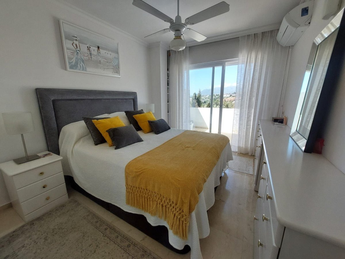 3 Bed Townhouse in El Paraiso