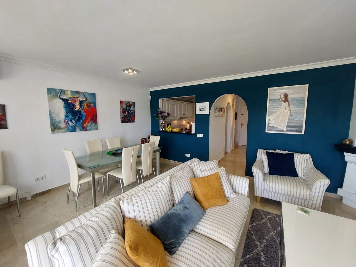 3 Bed Townhouse in El Paraiso
