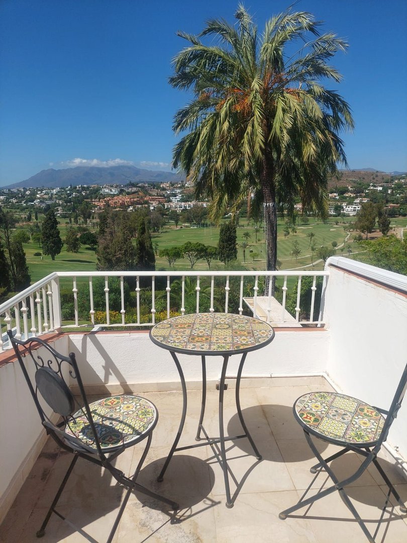 3 Bed Townhouse in El Paraiso