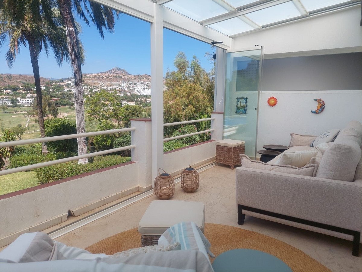 3 Bed Townhouse in El Paraiso