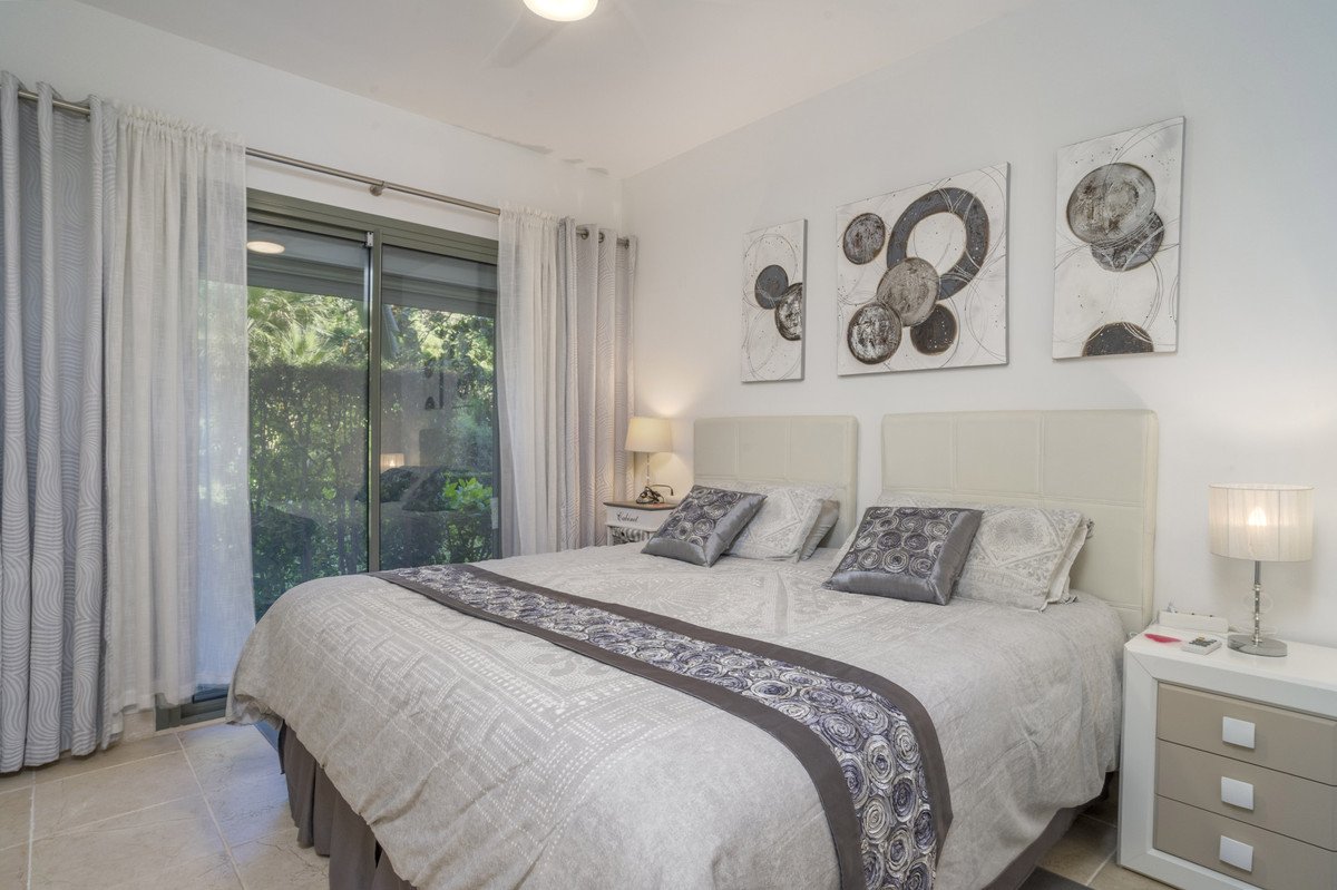 2 Bed Ground Floor Apartment in Estepona