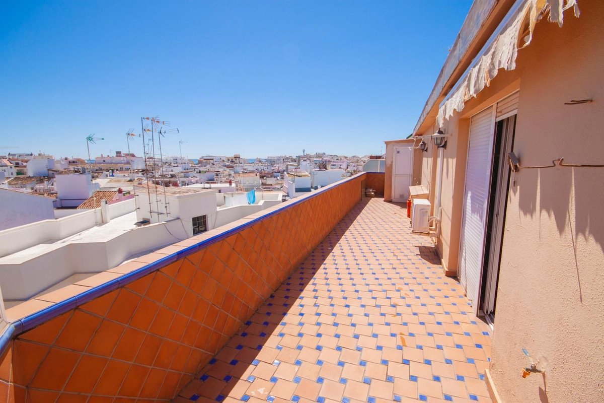 4 Bed Penthouse in Estepona