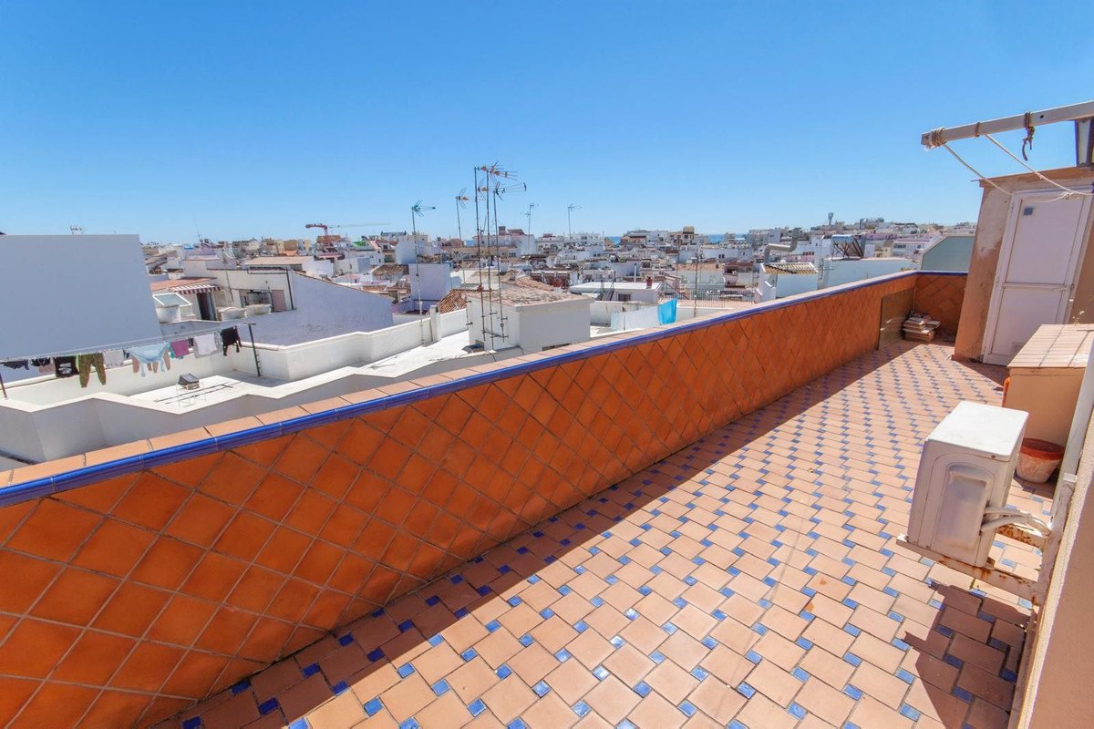 4 Bed Penthouse in Estepona
