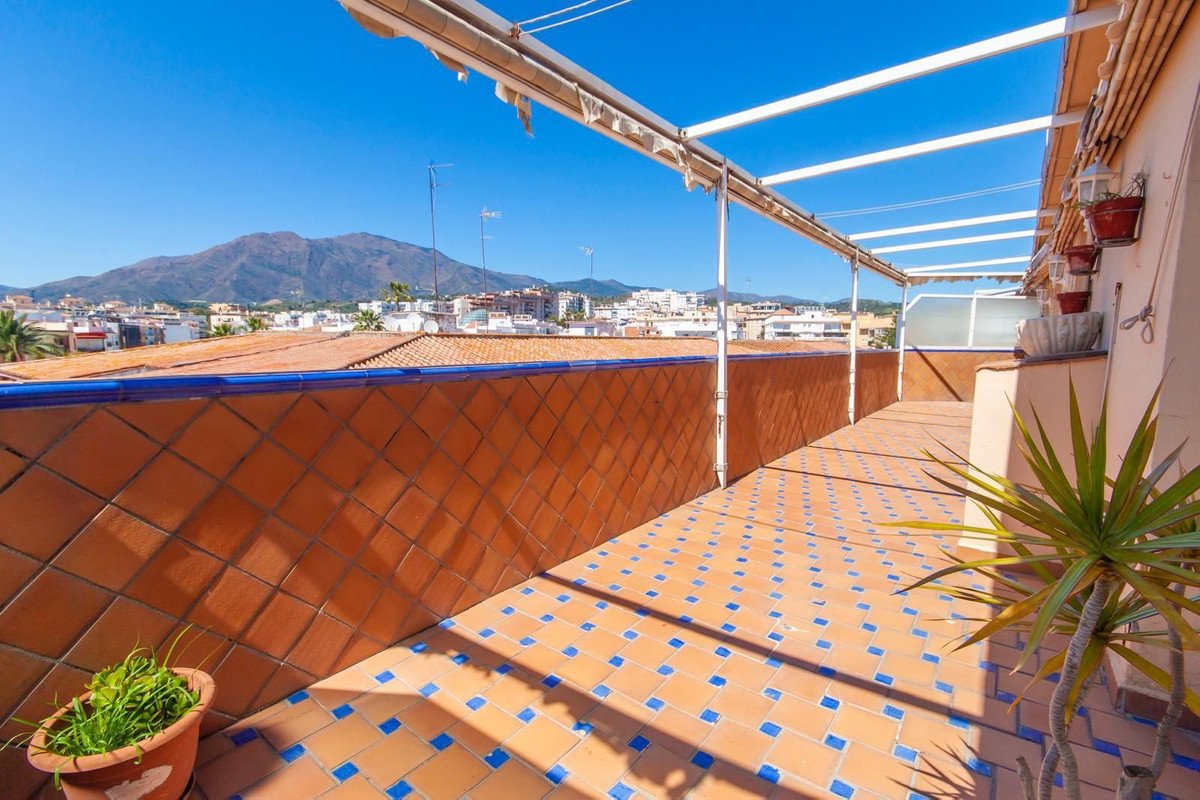 4 Bed Penthouse in Estepona