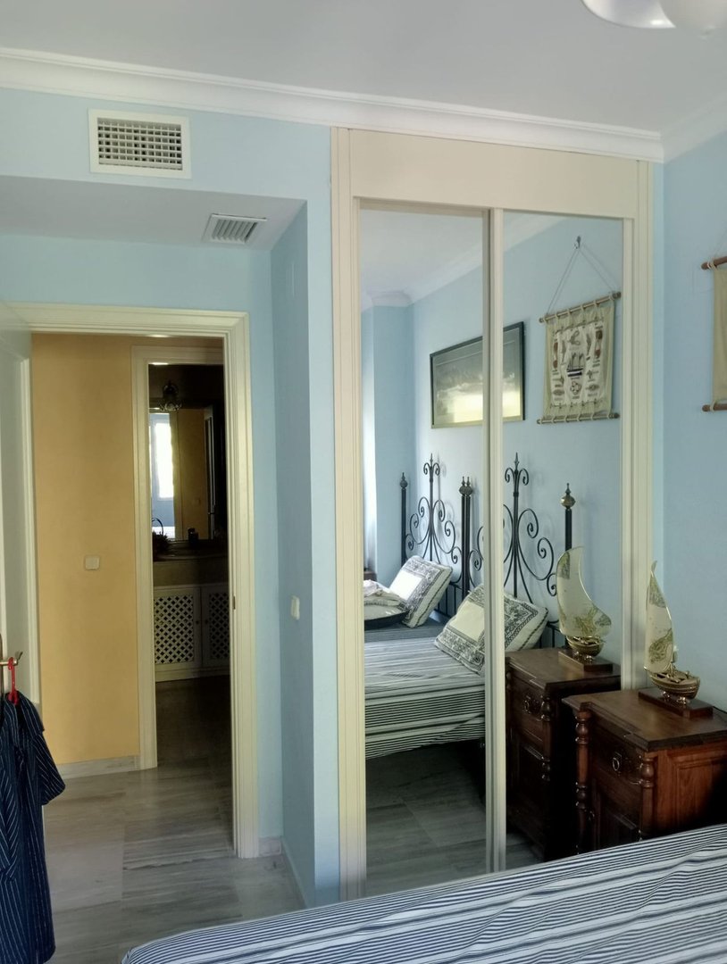 2 Bed Middle Floor Apartment in Marbella