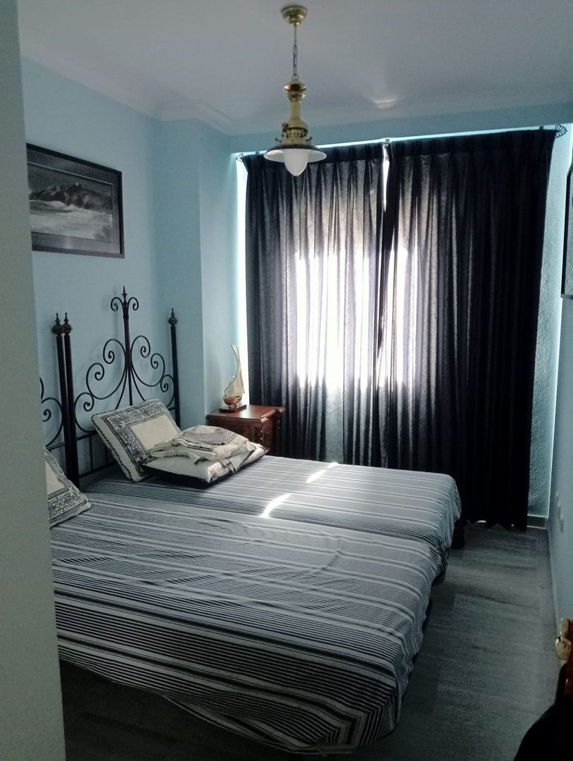 2 Bed Middle Floor Apartment in Marbella